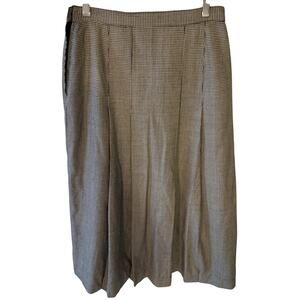 Vintage Gianni Sport 100% Wool Checked Midi Skirt, Pleated, EUC, Size 6
